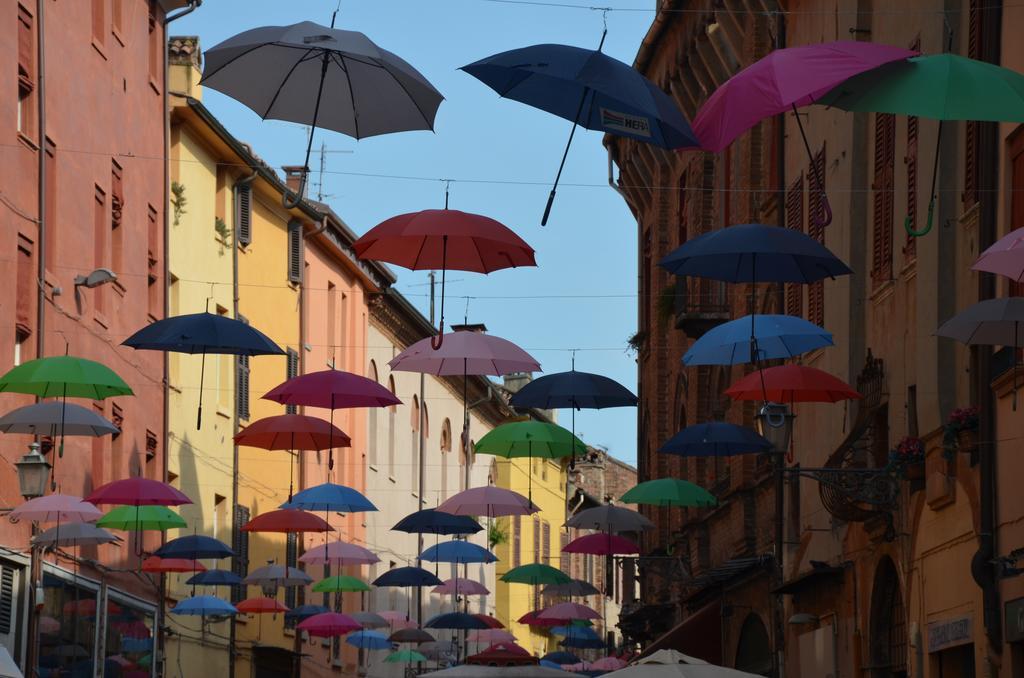 Ferienwohnung Be Happy Ferrara Exterior foto